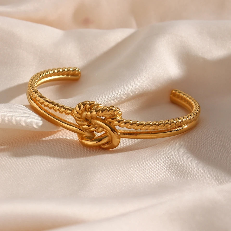 Twisted Charm Bracelet
